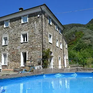  Villa Nespolo Italie